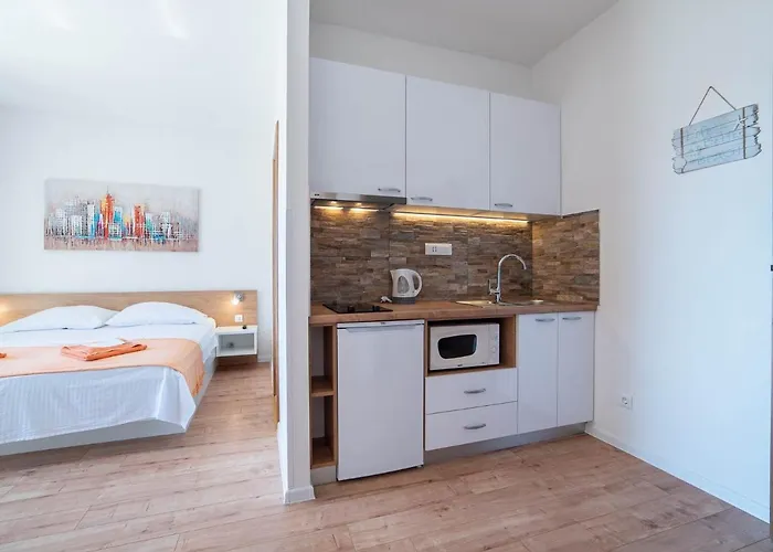 아파트 Njiric 자톤